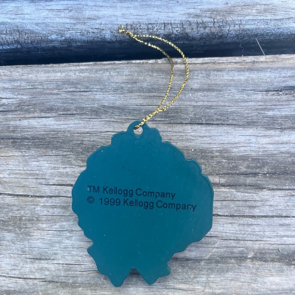 KELLOGG’S TONY THE TIGER CHRISTMAS ORNAMENT 1999 - Picture 2 of 3